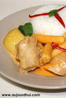 Carry/Curry rouge au poulet