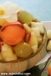 Salade de fruit frais en coque