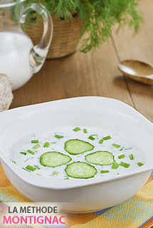 Soupe glace concombre-yaourt (sans lactose)