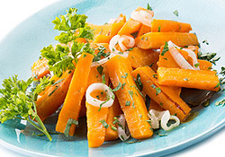 Bâtonnets de carottes caramélisés à la coriandre