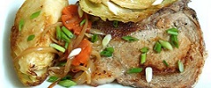 Côtes de porc et chou blanc poêlés