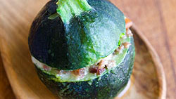 Courgettes farcies au tempeh