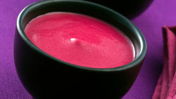Crème de betterave au yaourt au soja