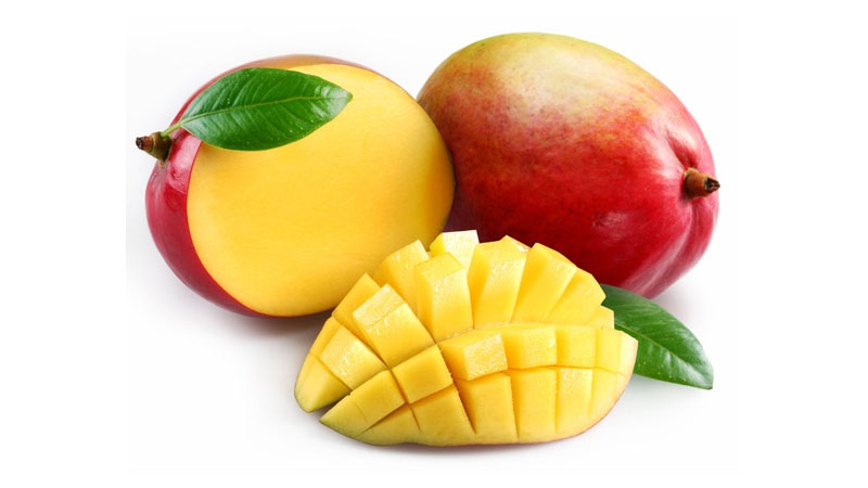 Demi-mangue et ses feuilles de menthe 
