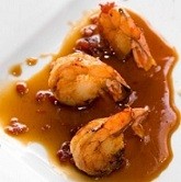 Gambas aux échalotes caramélisées