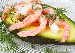 Avocat au fromage blanc et aux crevettes