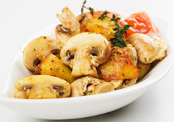 Poêlée de pommes de terre, champignons et jambon