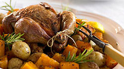 Poulet rôti au four avec ses légumes