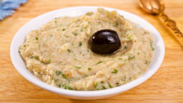 Purée d'aubergines aux olives