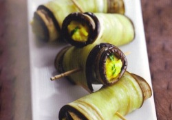 Rouleaux d'aubergines farcis aux œufs brouillés